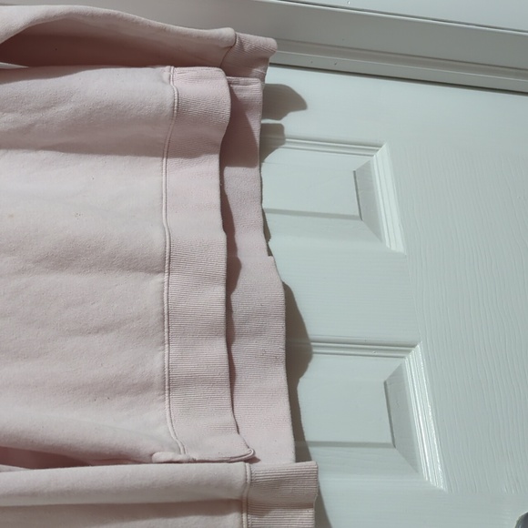 Tommy Hilfiger Women's Crew Neck Fleece Sweatshirt, Pale Pink, Size M - Picture 3 of 15